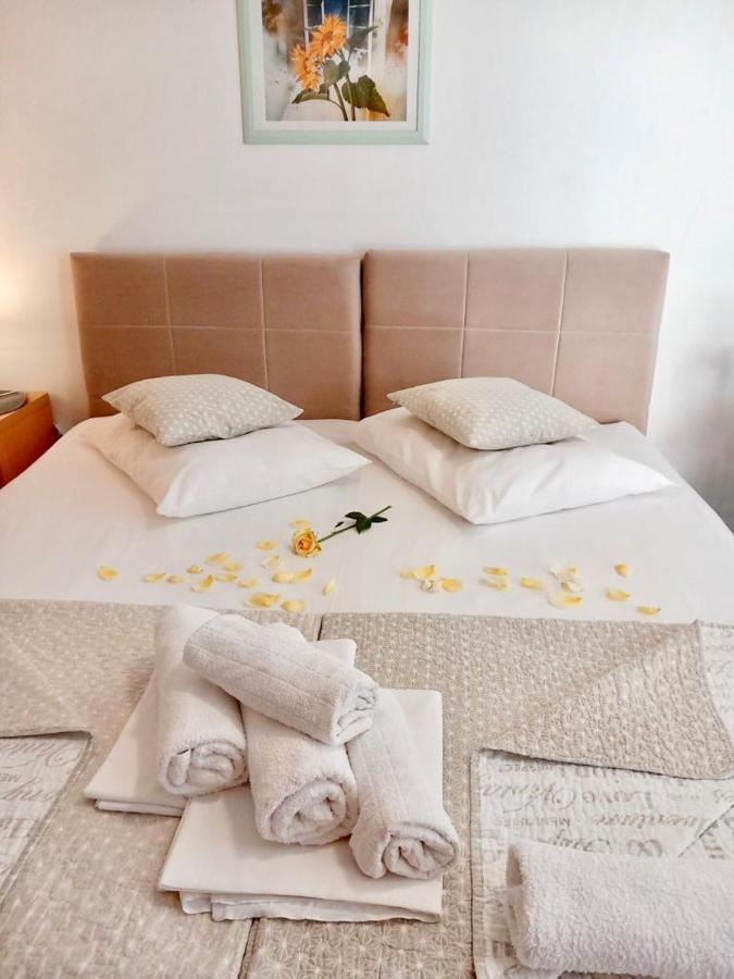 Sea Heaven Apartment Rovinj Exterior photo
